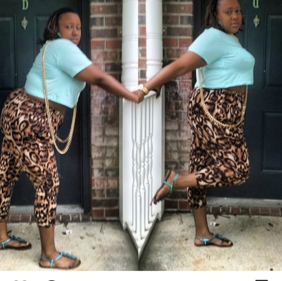 Accessories - Gold Tone  Body Chain Plus Size *free matching earrings